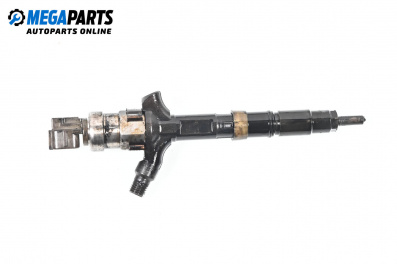 Diesel fuel injector for Toyota Avensis I Station Wagon (09.1997 - 02.2003) 2.0 D-4D (CDT220), 110 hp, № Denso 23670-27030