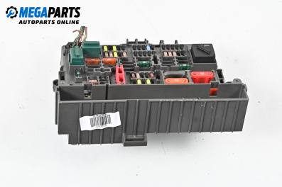 Fuse box for BMW 3 Series E90 Touring E91 (09.2005 - 06.2012) 318 d, 143 hp