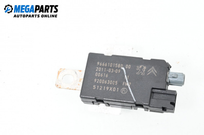 Amplificator antenă for Peugeot 508 Sedan I (11.2010 - 12.2018), № 9666101580