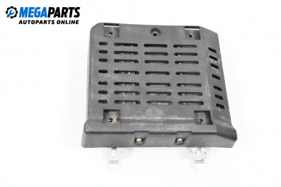 Amplifier for Mitsubishi Outlander II SUV (11.2006 - 12.2012), № 8701А230