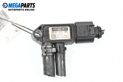 Exhaust pressure sensor for Volkswagen Passat V Variant B6 (08.2005 - 11.2011), № 076 906 051В