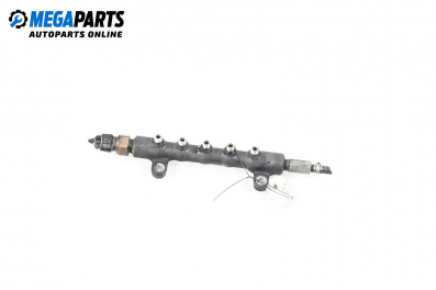 Fuel rail for Toyota Corolla Verso II (03.2004 - 04.2009) 2.2 D-4D (AUR10), 136 hp