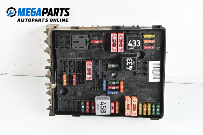 Fuse box for Audi A3 Hatchback II (05.2003 - 08.2012) 2.0 TDI 16V, 140 hp