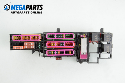 Sicherungskasten for Audi A6 Sedan C7 (11.2010 - 09.2018) 2.0 TDI, 190 hp