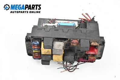 Fuse box for Mercedes-Benz CLK-Class Coupe (C209) (06.2002 - 05.2009) 270 CDI (209.316), 170 hp