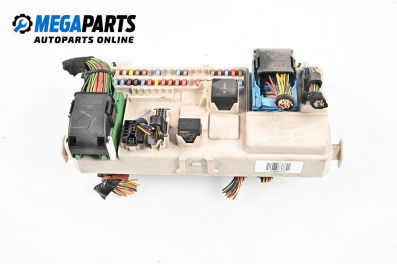 Fuse box for Volvo V50 Estate (12.2003 - 12.2012) 2.4 D5, 179 hp