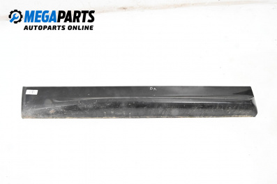 Material profilat ușă for Land Rover Range Rover Sport I (02.2005 - 03.2013), suv, position: stânga - fața