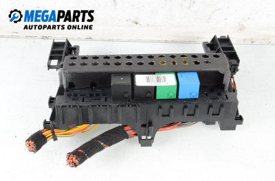 Fuse box for Mercedes-Benz B-Class Hatchback I (03.2005 - 11.2011) B 200 CDI (245.208), 140 hp