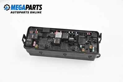 Fuse box for Land Rover Range Rover IV SUV (08.2012 - ...) 4.4 D V8 4x4, 340 hp