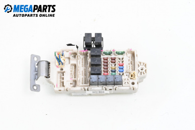 Sicherungskasten for Mitsubishi Grandis Minivan (03.2003 - 12.2011) 2.0 DI-D (NA8W), 136 hp