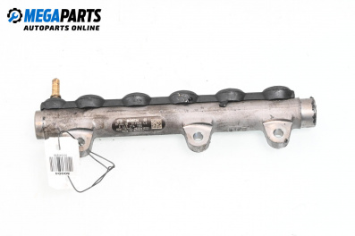 Fuel rail for Nissan Qashqai I SUV (12.2006 - 04.2014) 2.0 dCi 4x4, 150 hp, № Bosch 0 445 214 155