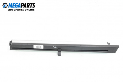 Jaluzea ușă spate for BMW 5 Series F10 Sedan F10 (01.2009 - 02.2017), sedan, position: din spate