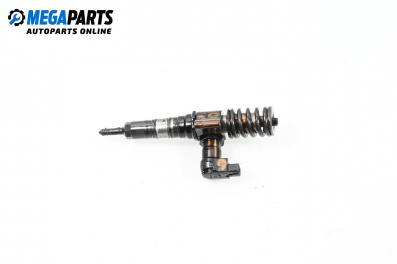 Diesel fuel injector for Volkswagen Passat V Sedan B6 (03.2005 - 12.2010) 2.0 TDI 16V, 140 hp