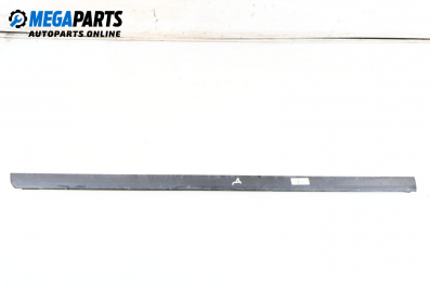 Exterior moulding for Audi A3 Hatchback II (05.2003 - 08.2012), hatchback, position: right