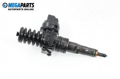 Diesel fuel injector for Volkswagen Passat V Sedan B6 (03.2005 - 12.2010) 2.0 TDI, 140 hp