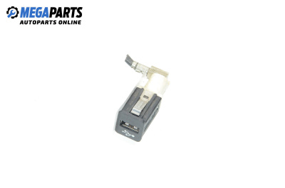 USB coupling for BMW X5 Series E70 (02.2006 - 06.2013) xDrive 30 d, 245 hp