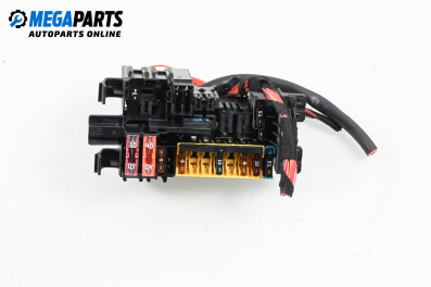 Fuse box for Mercedes-Benz C-Class Estate (S205) (09.2014 - ...) C 220 d (205.214), 194 hp, № A2059067200