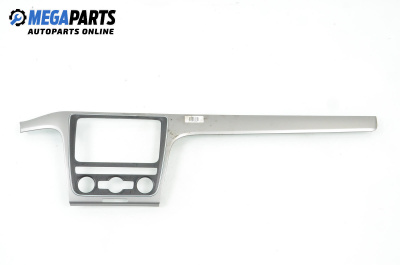 Zentralkonsole for Volkswagen Passat VI Sedan B7 (08.2010 - 12.2014)