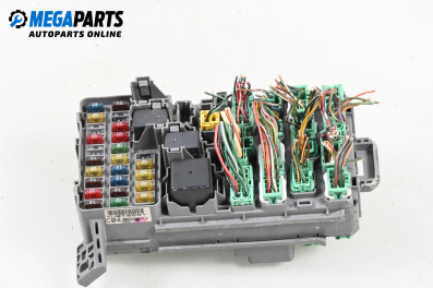 Fuse box for Honda Civic VII Hatchback (03.1999 - 02.2006) 1.6 i (EU, EP, EV), 110 hp