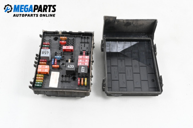 Fuse box for Volkswagen Golf V Hatchback (10.2003 - 02.2009) 1.9 TDI, 105 hp