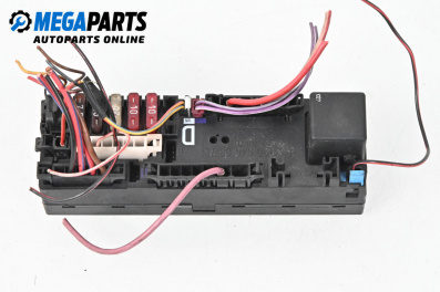 Fuse box for Mercedes-Benz C-Class Estate (S202) (06.1996 - 03.2001) C 220 T CDI (202.193), 125 hp