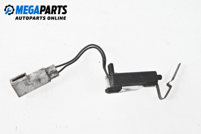 Senzor de temperatură aer de intrare for Ford S-Max Minivan I (05.2006 - 12.2014)