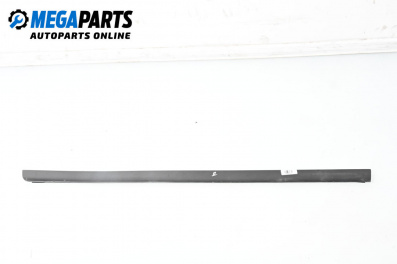 Material profilat exterior for Audi A3 Hatchback II (05.2003 - 08.2012), hatchback, position: dreapta