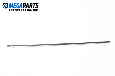 Material profilat for Volkswagen Passat IV Sedan B5.5 (10.2000 - 12.2005), sedan, position: dreaptă - spate