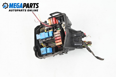 Fuse box for Dacia Dokker Express (11.2012 - ...) 1.5 dCi 75 / Blue dCi 75 (FEJW, FEAH), 75 hp