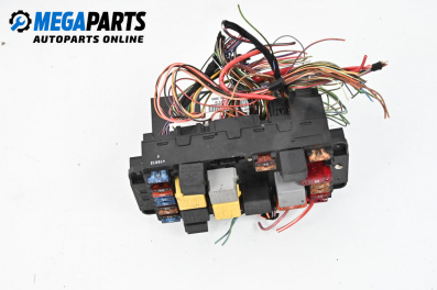 Fuse box for Mercedes-Benz C-Class Sedan (W203) (05.2000 - 08.2007) C 180 (203.035), 129 hp, № 0025459301