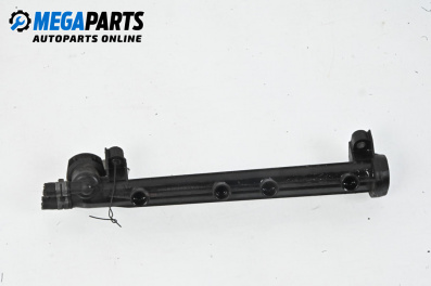 Fuel rail for Volkswagen Bora Sedan (10.1998 - 12.2013) 1.6, 101 hp