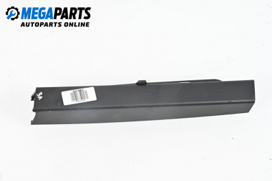 Jaluzea ușă spate for BMW 5 Series F10 Touring F11 (11.2009 - 02.2017), combi, position: din spate