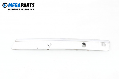 Material profilat bară de protecție față for Audi A8 Sedan 4E (10.2002 - 07.2010), sedan, position: fața