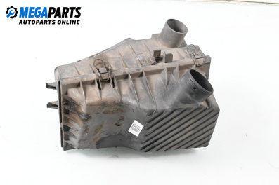 Carcasă filtru de aer for Volkswagen Passat II Variant B3, B4 (02.1988 - 06.1997) 1.8