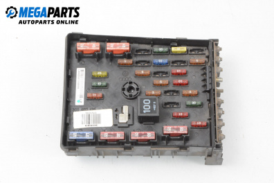 Sicherungskasten for Volkswagen Passat V Sedan B6 (03.2005 - 12.2010) 2.0 TDI 16V, 140 hp