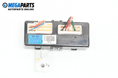 Light module controller for Hyundai Santa Fe II SUV (10.2005 - 12.2012), № 95230-2B240