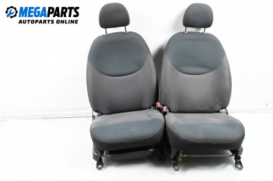 Seats set for Toyota Yaris Hatchback I (01.1999 - 12.2005), 5 doors