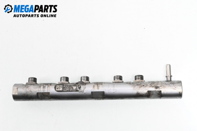 Fuel rail for BMW 3 Series E90 Sedan E90 (01.2005 - 12.2011) 320 d, 177 hp, № 7809128