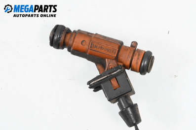 Gasoline fuel injector for Mercedes-Benz E-Class Sedan (W211) (03.2002 - 03.2009) E 500 4-matic (211.083), 306 hp