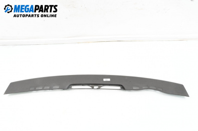 Tablou de bord, partea superioară for Audi A8 Sedan 4E (10.2002 - 07.2010)