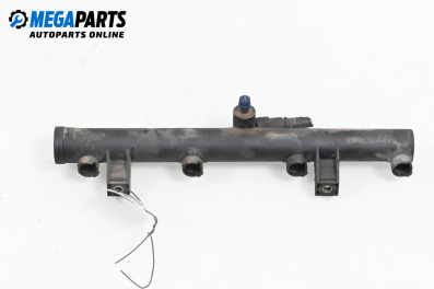 Fuel rail for Peugeot 307 Station Wagon (03.2002 - 12.2009) 2.0 16V, 136 hp