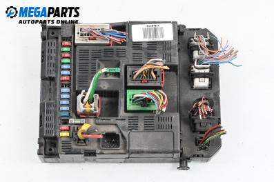 Fuse box for Peugeot 307 Hatchback (08.2000 - 12.2012) 2.0 HDi 90, 90 hp