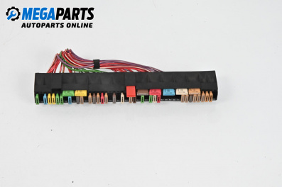 Fuse box for BMW 5 Series E39 Touring (01.1997 - 05.2004) 520 i, 170 hp