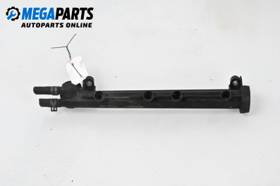 Fuel rail for Audi A3 Hatchback I (09.1996 - 05.2003) 1.6, 102 hp