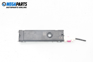 Amplificator antenă for Mercedes-Benz A-Class Hatchback W176 (06.2012 - 05.2018), № A2229055804