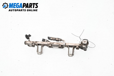 Fuel rail for Volkswagen Passat III Variant B5 (05.1997 - 12.2001) 1.6, 101 hp