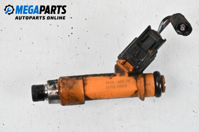 Gasoline fuel injector for Toyota Yaris Hatchback II (01.2005 - 12.2014) 1.0 VVT-i, 69 hp