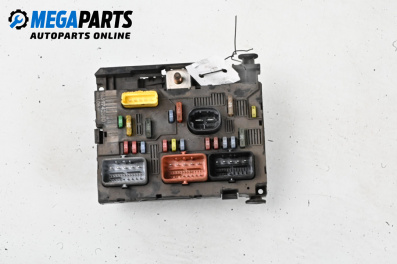 Fuse box for Peugeot 307 Hatchback (08.2000 - 12.2012) 1.6 HDi, 90 hp