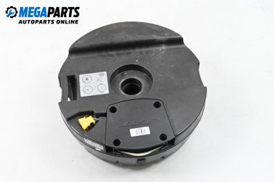 Subwoofer for Audi Q7 SUV I (03.2006 - 01.2016)