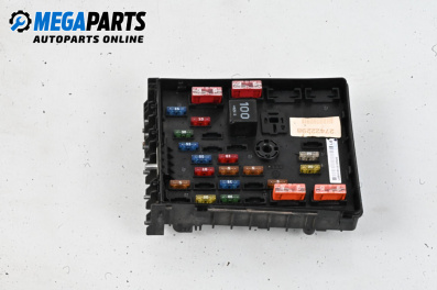 Fuse box for Volkswagen Passat V Sedan B6 (03.2005 - 12.2010) 2.0 FSI, 150 hp